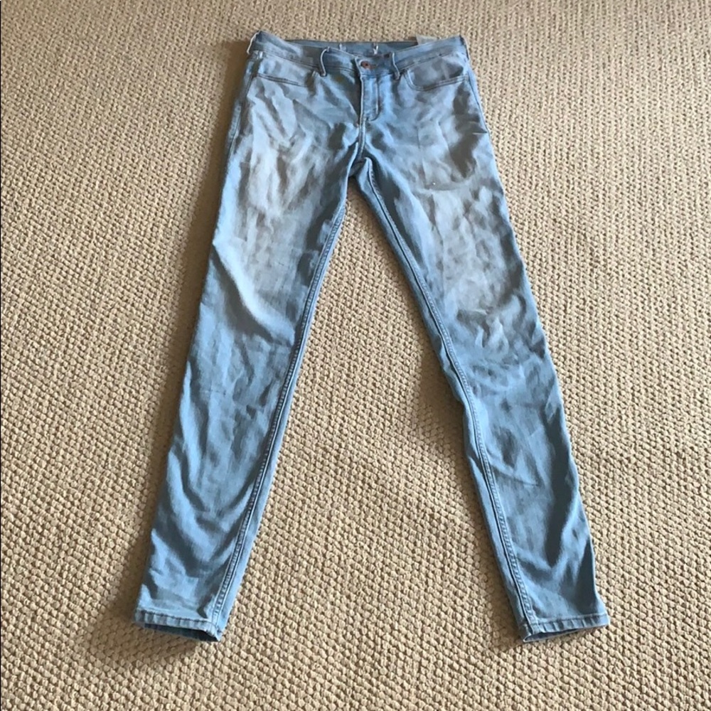 Light denim jean